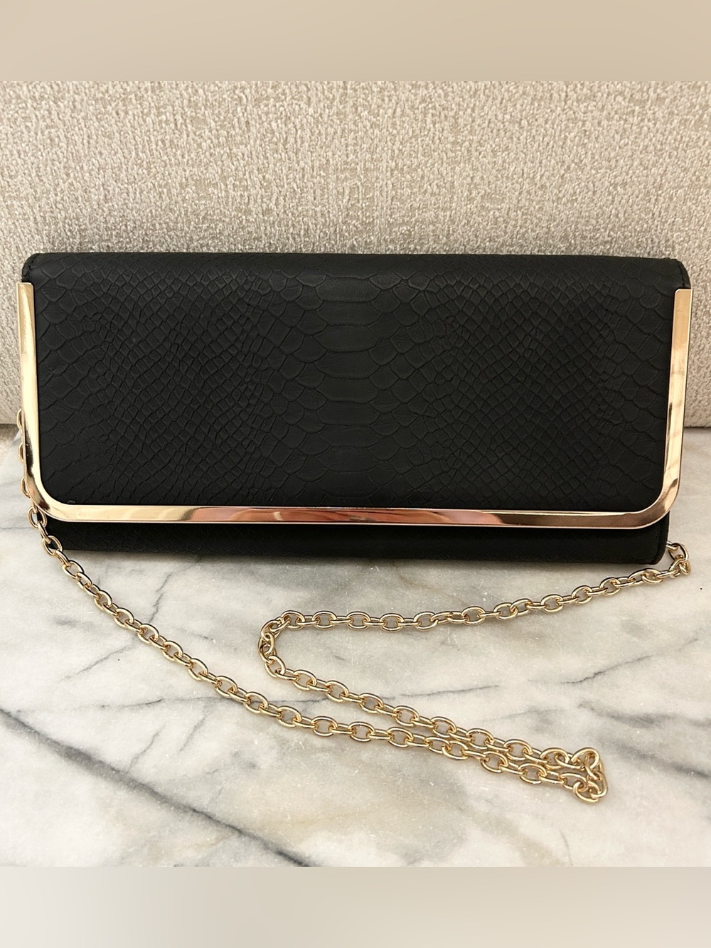 Aldo Faux Leather Snakeskin Envelope Clutch / Crossbody Bag.